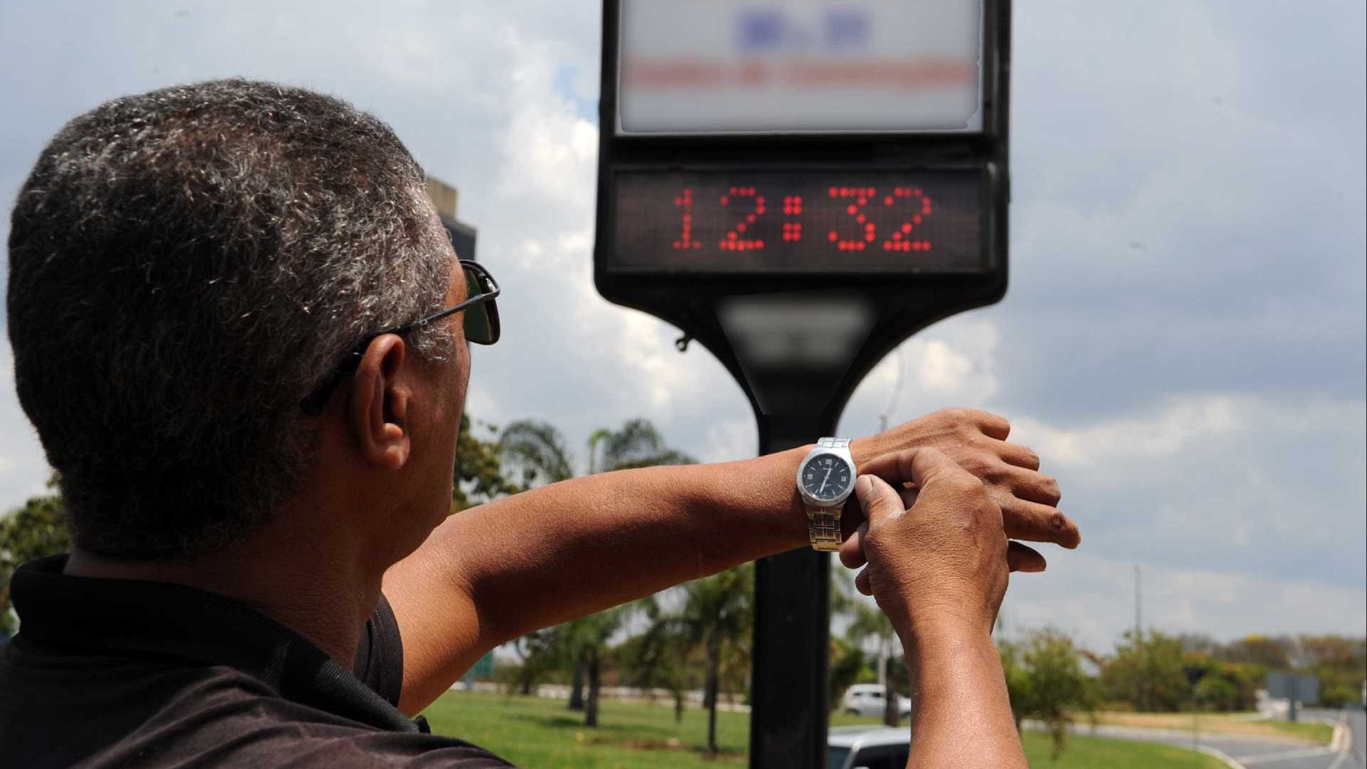 Governo decide manter início do horário de verão em 4 de novembro