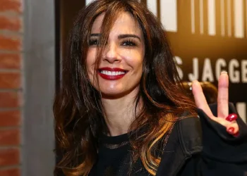 Luciana Gimenez anuncia Bolsonaro como presidente