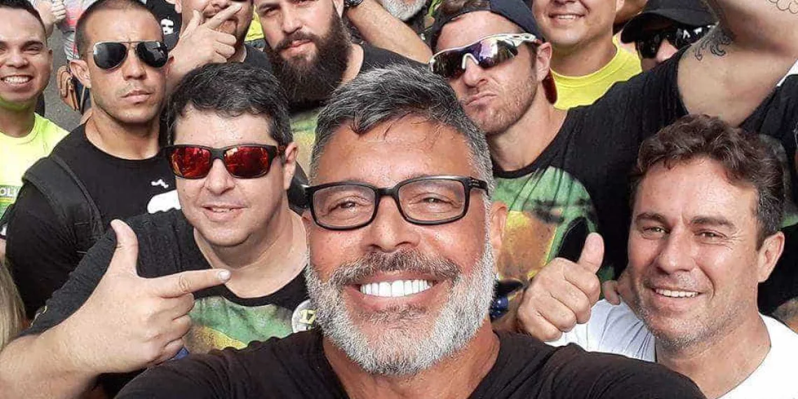 São Paulo elege palhaço, general, príncipe e ator pornô