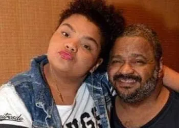 ARLINDO CRUZ SERÁ VOVÔ