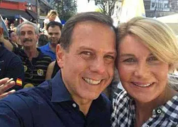 ‘Eu conheço o corpo do meu marido’, diz Bia Doria