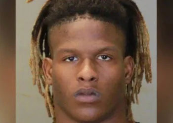 Ex-jogador  é preso por fazer sexo com uma menina de 12 anos