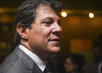 Urgente!! Polícia Federal indicia Haddad por caixa dois em campanha