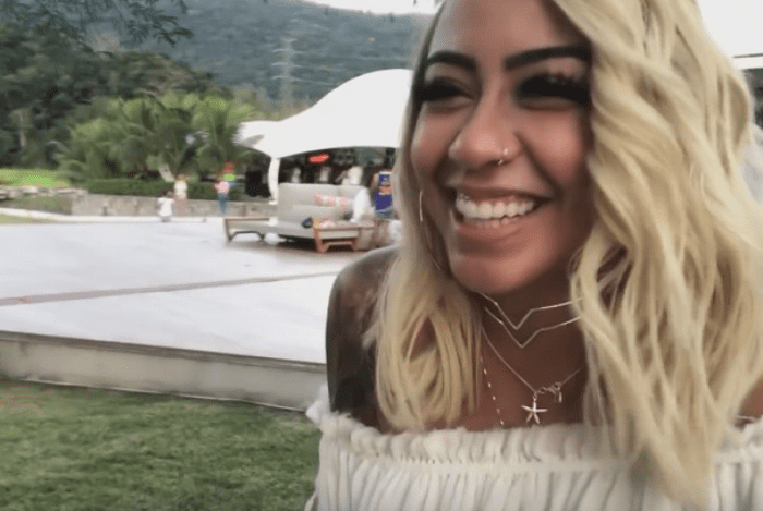 Irmã de Neymar é denunciada por falsidade ideológica