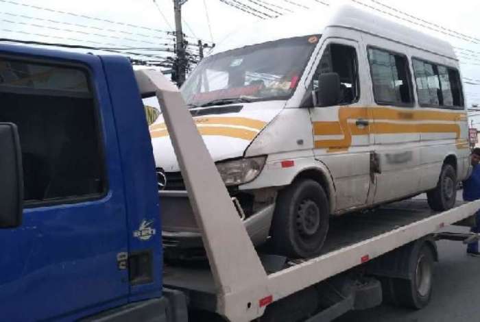 Operação remove vans irregulares em Campo Grande e Santa Cruz…