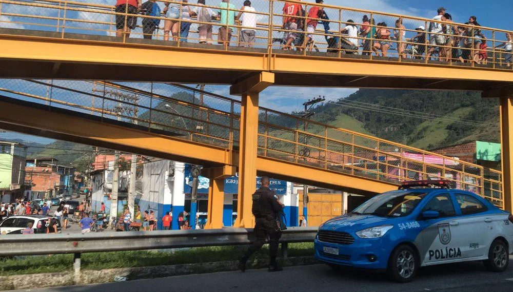 TRÊS BANDIDOS MORTOS NA COSTA VERDE DO RJ!!