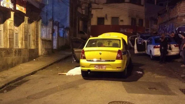 Homem é morto após assaltar taxista no RJ!!