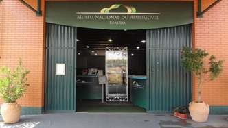 Entrada do Museu do Automóvel, fechado em 2016(foto: Arquivo Museu)