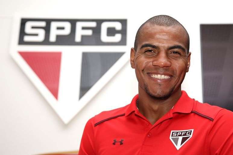 JOGADOR DO SÃO PAULO É DISPENSADO DO CLUBE POR SER VICIADO EM DROGAS…