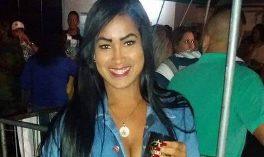 Dani Bumbum deixa prisão no Rio de Janeiro