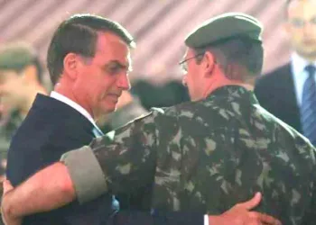 Generais pedem aumento salarial a Bolsonaro