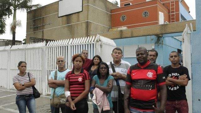PACIENTES DE CLÍNICA DE HEMODIALISE NA ZONA OESTE RECLAMAM DE FALTA DE INSUMOS E FALTA DE REPASSE DE VERBA DA PREFEITURA DO RIO