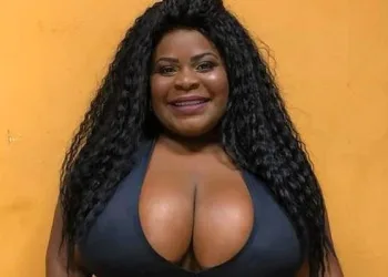 Jojo Todynho anuncia que irá aparecer pelada no Carnaval