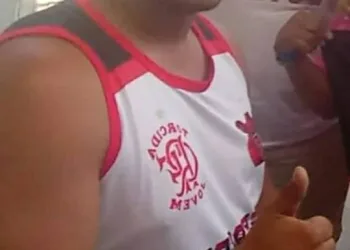 Torcedor morre durante briga entre flamenguistas e botafoguenses