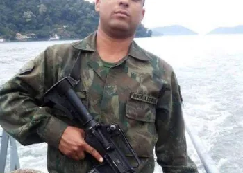 SOLDADO DA MARINHA É MORTO NO RJ!!