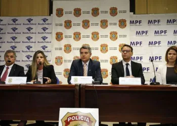 MPF e PF fazem operação e prendem mais sete deputados estaduais no Rio