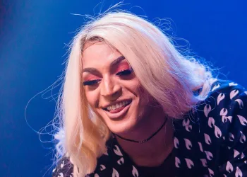 Cantora faz graves acusações contra Pabllo Vittar: “Sou mais poderosa”