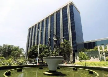 PREFEITURA DO RIO DECRETA PONTO FACULTATIVO NA PRÓXIMA SEXTA-FEIRA, DIA 16