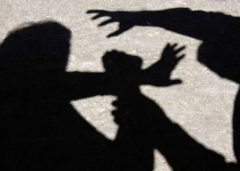 Preso homem que tentou matar namorada com 40 facadas após fim de namoro