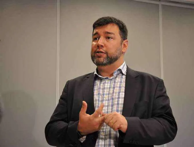 Rafael Parente diz que prioridade é modernizar sistema educacional do DF