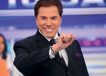 Silvio Santos detona famosa: ‘Parece a Carla Perez com pneumonia’