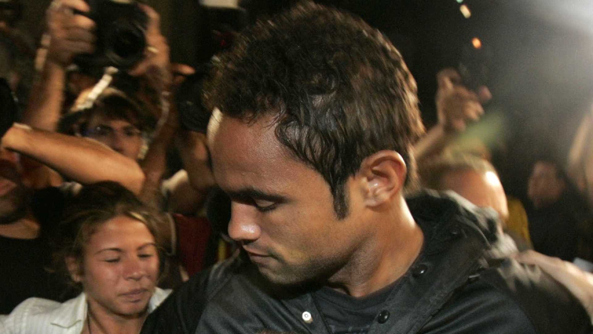 Goleiro Bruno é inocentado em caso de vídeo com mulheres