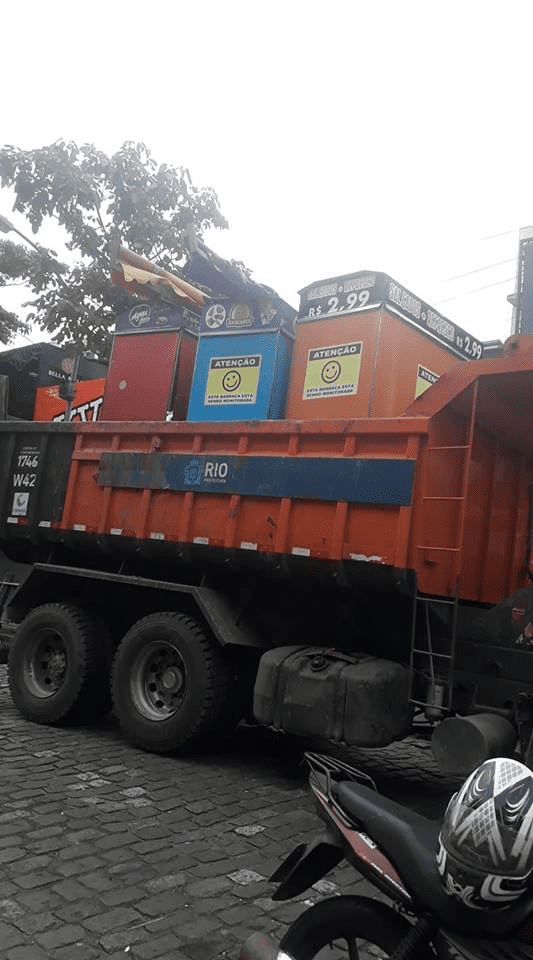 MALDADE E COVARDIA CONTRA TRABALHADORES EM CAMPO GRANDE!! CUIDANDO DAS PESSOAS???