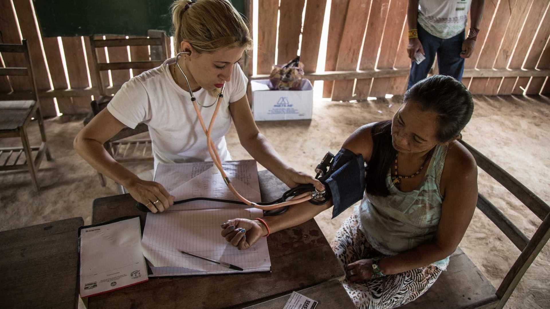 Como funciona o Mais Médicos e por que Cuba decidiu sair do programa?