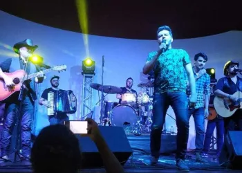 Dupla sertaneja é furtada durante show e pede ajuda: ‘Desespero’