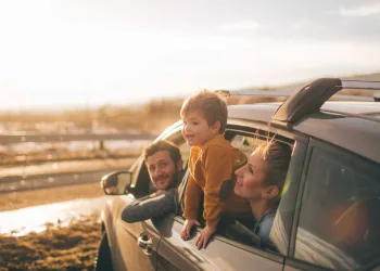 Seis erros que se deve evitar ao viajar de carro com crianças