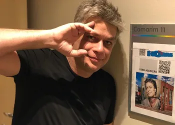 Fábio Assunção desiste de Maria Ribeiro e assume nova namorada( FOTO)