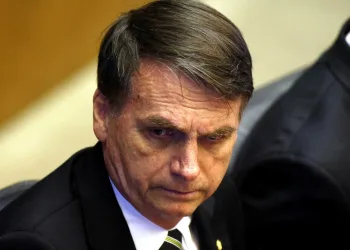 Facebook e Twitter dizem que Bolsonaro não pagou por impulsionamento