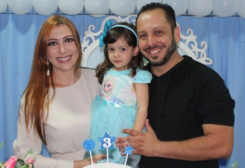 Empresário mata esposa e filha a facadas e tira a própria vida