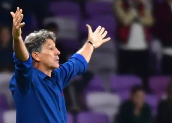 Grêmio confirma renovação com Renato Gaúcho