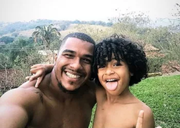 Bebê de 11 meses recebe coração de Lucca, filho do goleiro Elisson