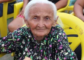 Idosa de 106 anos é assassinada a pauladas dentro de casa