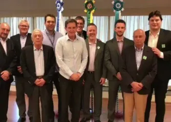 Prefeito Marcelo Crivella anuncia uma etapa da Fórmula Indy no Rio em 2020