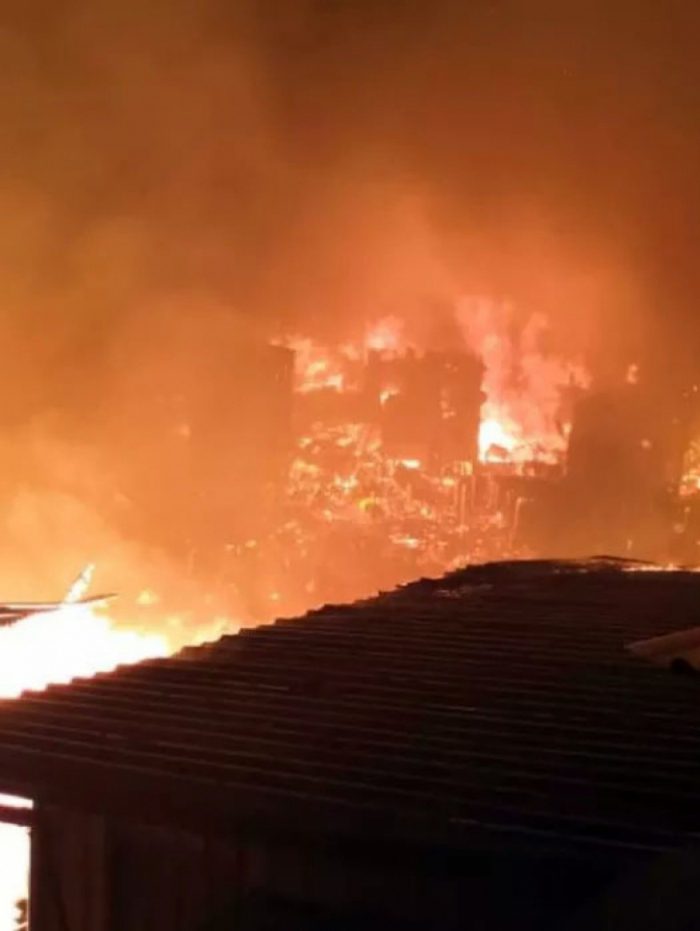 Incêndio de grandes proporções atinge cerca de 600 casas no Amazonas