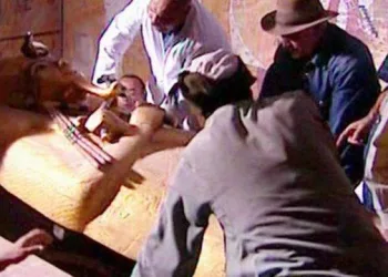 Arqueólogos morreram misteriosamente após abertura de sarcófago