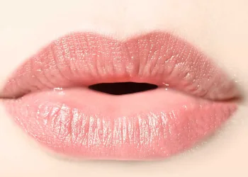 Quatro cuidados para conquistar os lábios dos sonhos