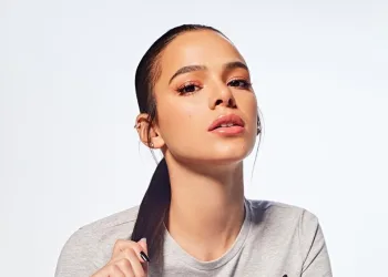 Marca se revolta após pagar R$ 1 milhão a Bruna Marquezine. Entenda