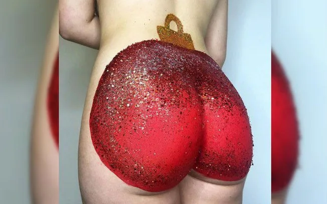 Bumbum decorado para o Natal é nova tendência temática das redes