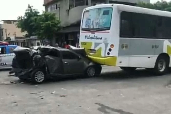 Acidente deixa um morto e três feridos no RJ