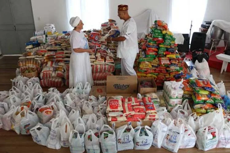 Templo de Umbanda distribuirá 500 cestas básicas em Santa Cruz