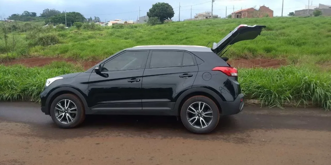 Pastor evangélico casado tem carro roubado durante encontro com amante