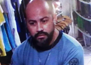 FALSO POLICIAL É PRESO NA ZONA OESTE!!