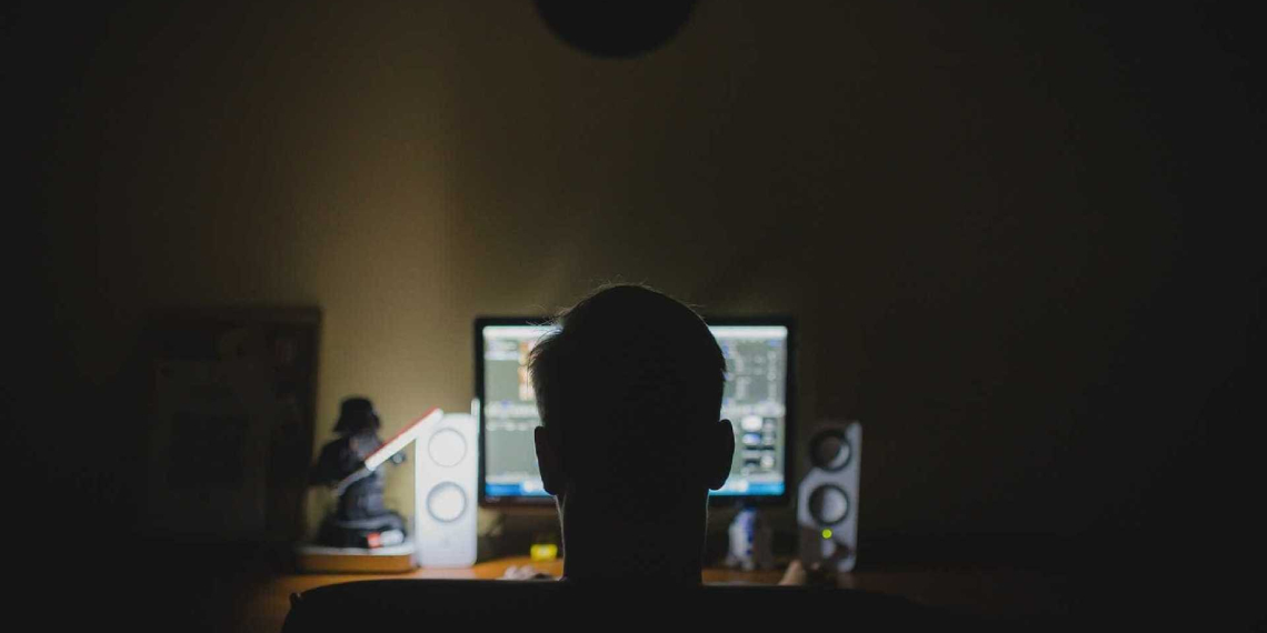 Justiça  condena estudante por ‘estupro virtual de vulnerável’