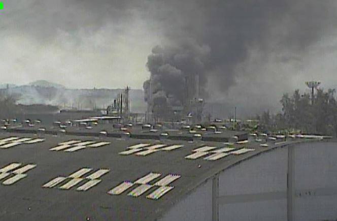 INCÊNDIO EM MANGUINHOS!! AVENIDA BRASIL PARADA!! ROTAS ALTERNATIVAS….