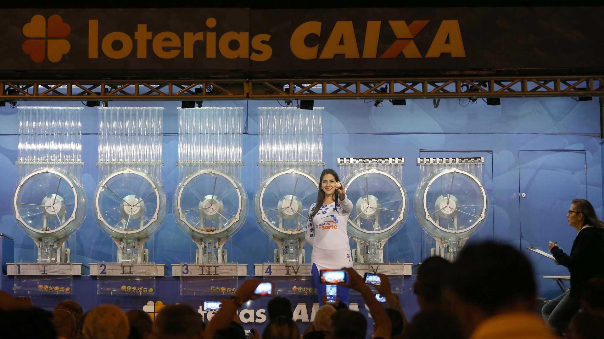 Mega-Sena acumula e poderá pagar mais de R$ 280 mi na virada do ano