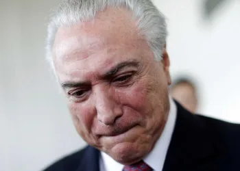 Temer está com medo de ser preso após deixar o Planalto, diz colunista